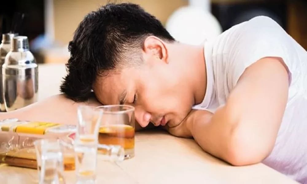 Dampak Dari Konsumsi Alkohol Secara Berlebihan